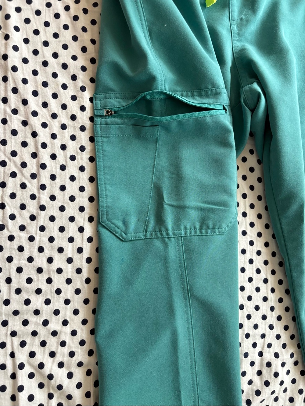 Figs Yola Scrub Pants - Picture 5 of 7